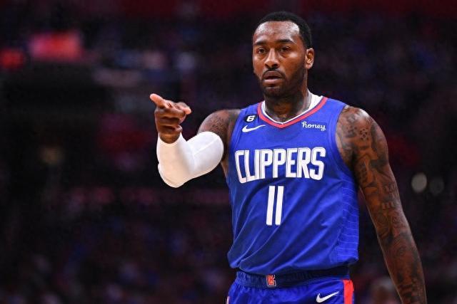 胡明轩15分广东胜宁波 王岚嵚17分同曦胜四川