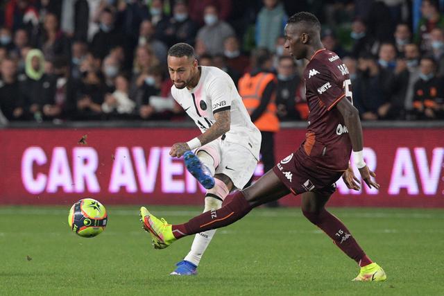 C罗非点球进球数744个 力压梅西高居世界第一